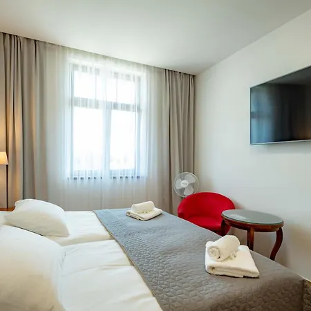 Volf Hotel