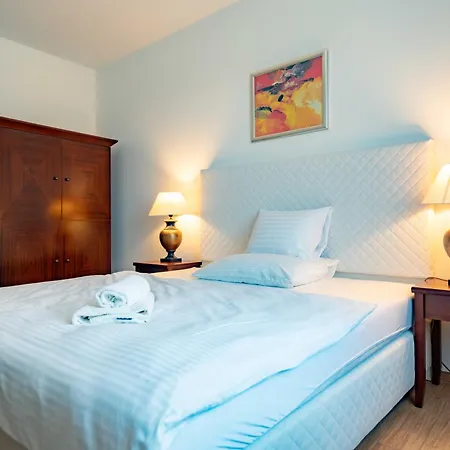 Hotel Volf *