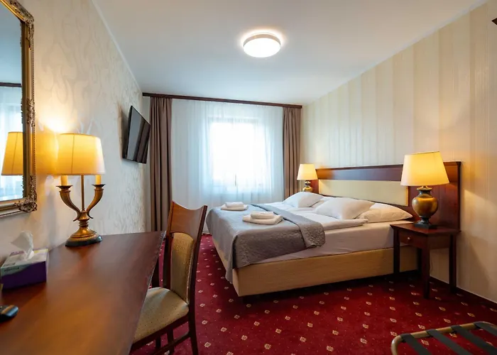 Volf Hotel